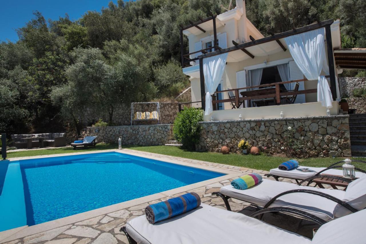 Villa Pasithea - Breathtaking Seaviews, Infinity Pool, Privacy, Close To The Beach Nidrí Kültér fotó